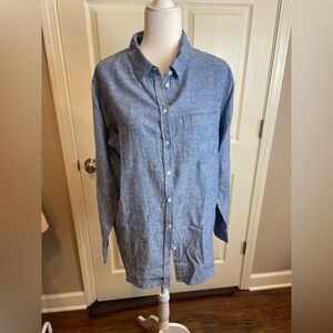 GAP Light Blue Linen and Rayon Button down tunic Shirt